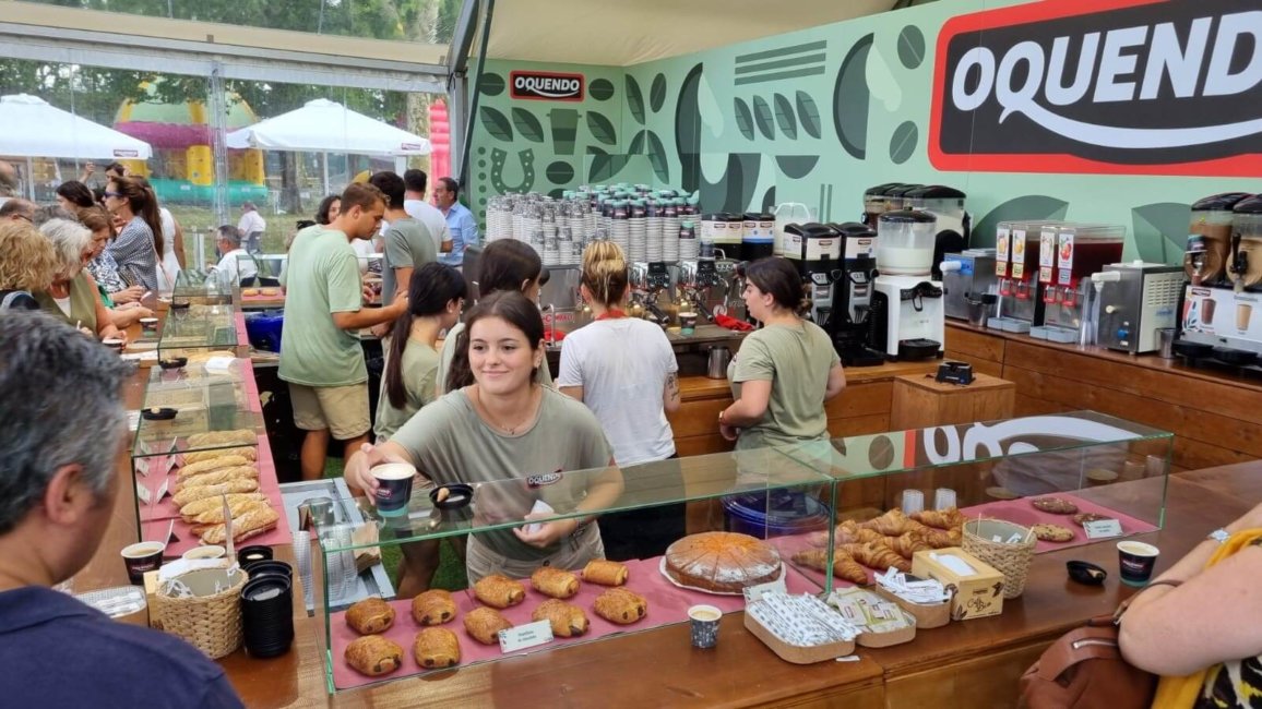 Arranca el Concurso de Saltos Internacionales en Gijón con aroma a café Arranca el Concurso de Saltos Internacionales en Gijón con aroma a café