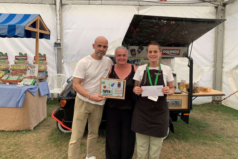 Cafés Oquendo recibe el Premio al Mejor Stand Decorado de FAPEA Cafés Oquendo recibe el Premio al Mejor Stand Decorado de FAPEA